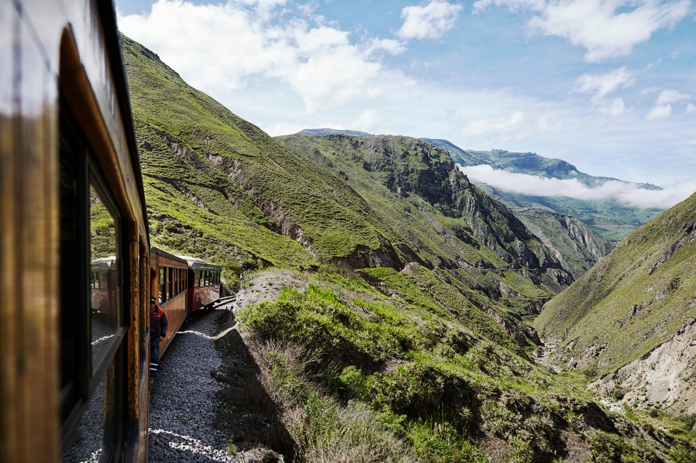 wagtailgirls_annakern_ecuador_alausiecuador2019 I06A4121