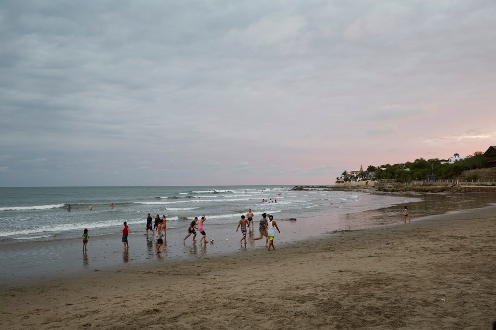 wagtailgirls_annakern_ecuador_playas_ecuador2019 I06A1611